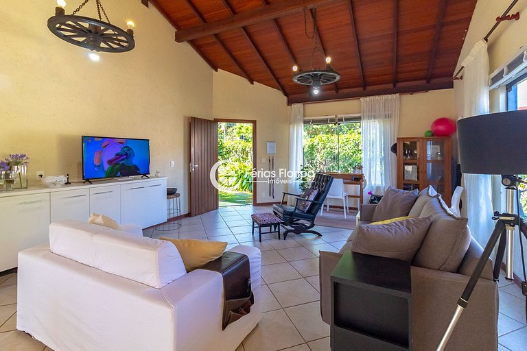 Excelente casa a 500 metros da Praia - Rio Tavares