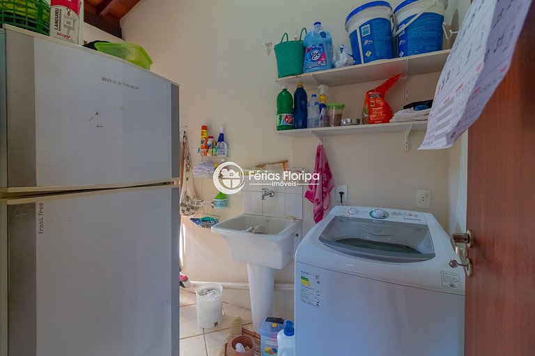 Excelente casa a 500 metros da Praia - Rio Tavares