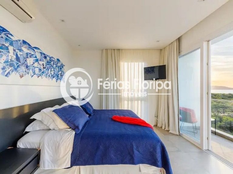 Mansão em Condomínio fechado no Morro das Pedras