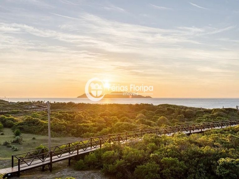 Mansão em Condomínio fechado no Morro das Pedras