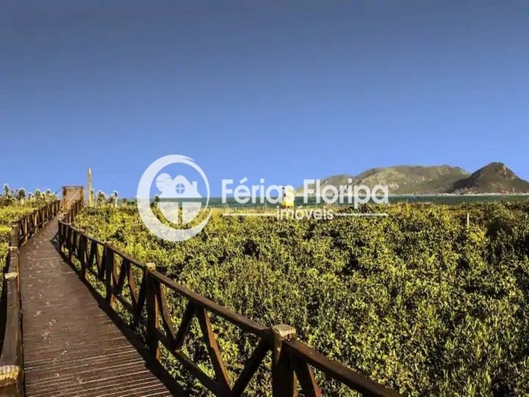 Mansão em Condomínio fechado no Morro das Pedras