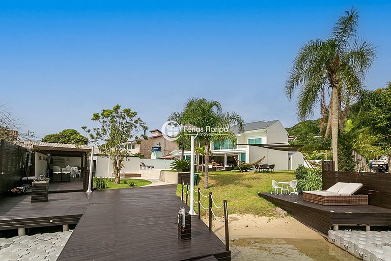Casa 5 Quartos com Acesso ao Canal — Barra da Lagoa