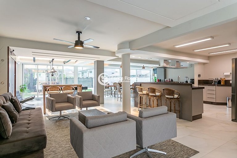 Casa 5 Quartos com Acesso ao Canal — Barra da Lagoa