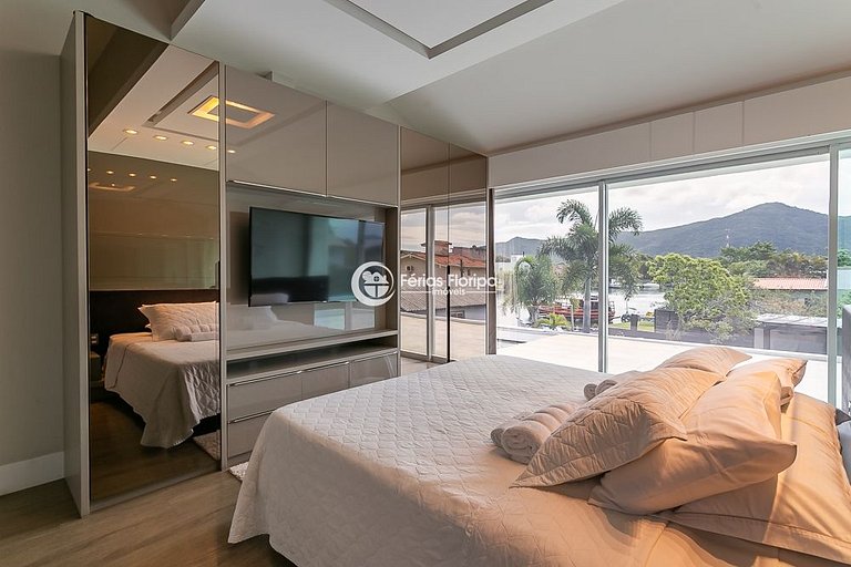 Casa 5 Quartos com Acesso ao Canal — Barra da Lagoa