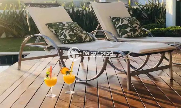 Morro das Pedras - casa com piscina em condomínio frente mar