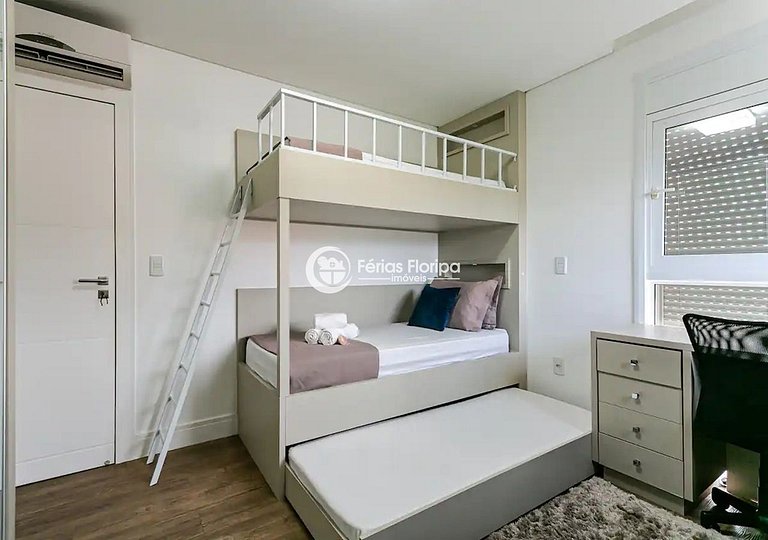 Conforto e Luxo nesta Belíssima Casa em Condomínio Fechado