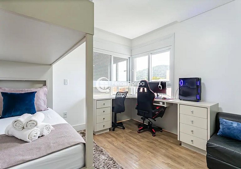 Conforto e Luxo nesta Belíssima Casa em Condomínio Fechado