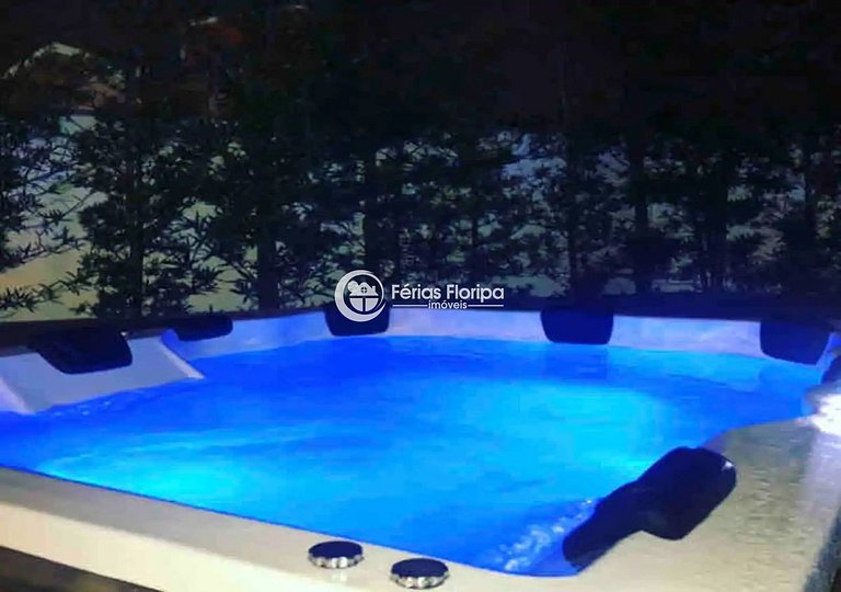 Conforto e Luxo nesta Belíssima Casa em Condomínio Fechado