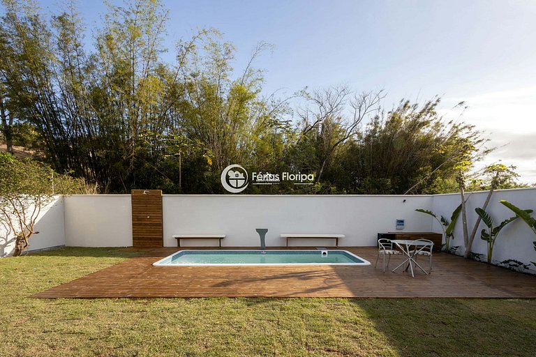 Casa com Piscina apenas à 5 minutos da Praia
