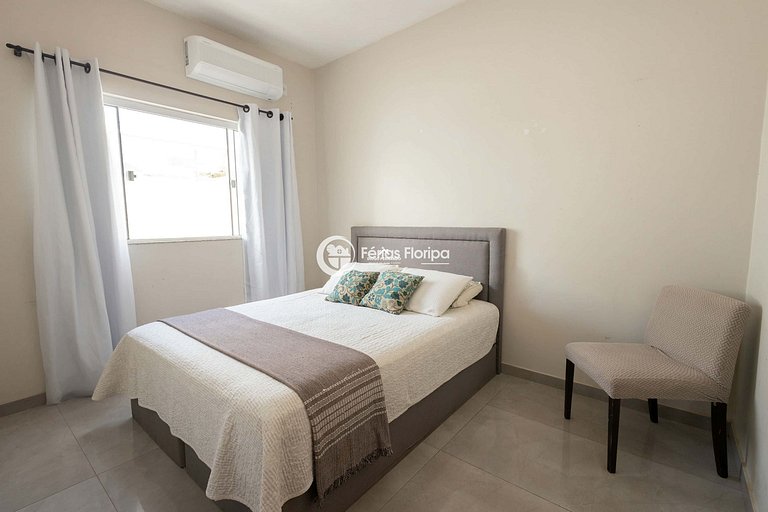 Casa com Piscina apenas à 5 minutos da Praia
