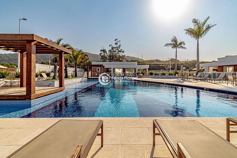 Casa 3 Quartos em Condomínio a 400m da Praia