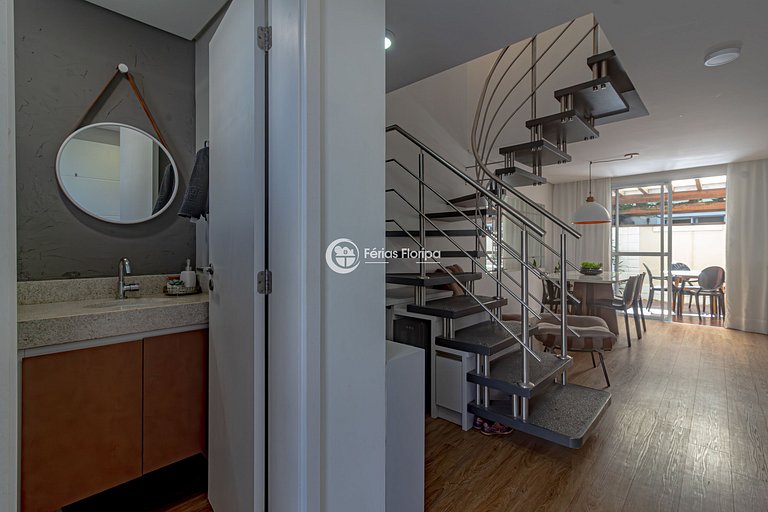 Casa 3 Quartos em Condomínio a 400m da Praia