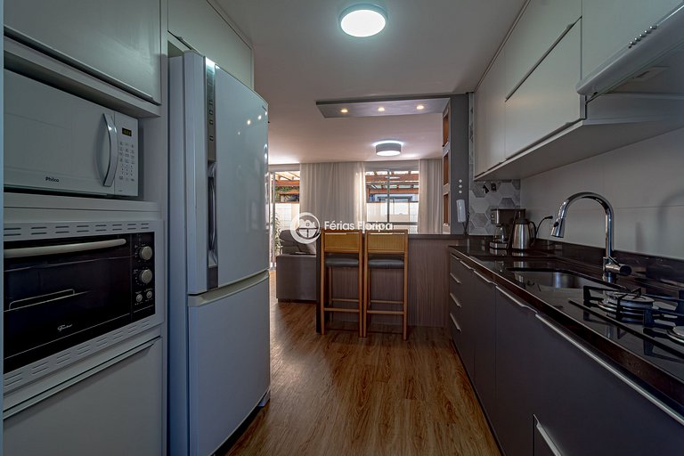 Casa 3 Quartos em Condomínio a 400m da Praia