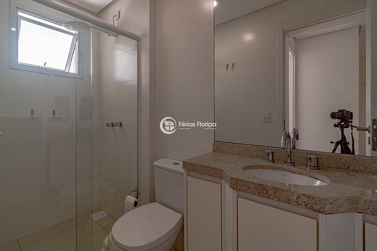 Casa 3 Quartos em Condomínio a 400m da Praia