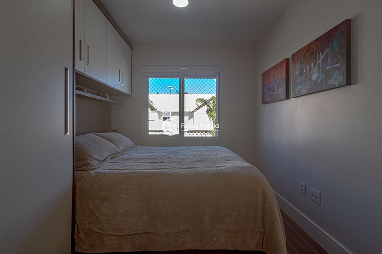 Casa 3 Quartos em Condomínio a 400m da Praia