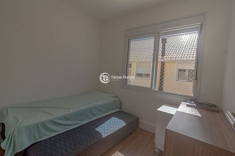 Casa 3 Quartos em Condomínio a 400m da Praia