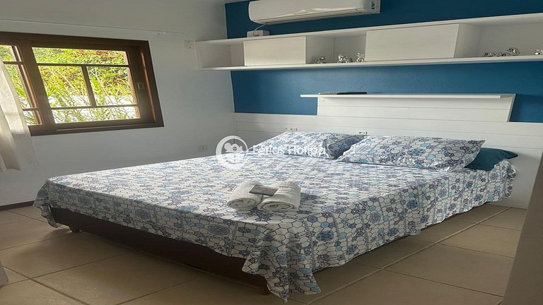 Casa com Piscina a Passos da Praia Morro das Pedras