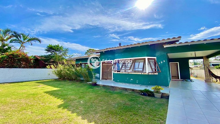 Casa com Piscina a Passos da Praia Morro das Pedras