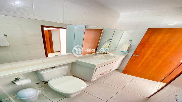 Casa com Piscina a Passos da Praia Morro das Pedras