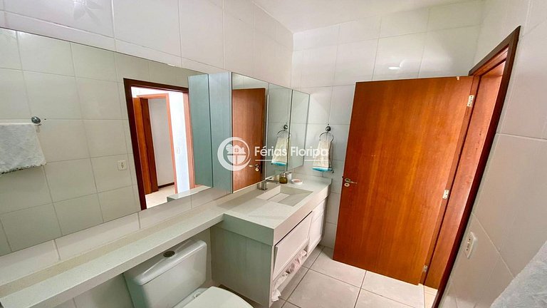 Casa com Piscina a Passos da Praia Morro das Pedras