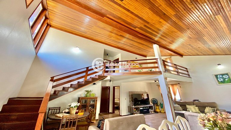 Casa Ampla com Piscina perto da Praia Morro das Pedras