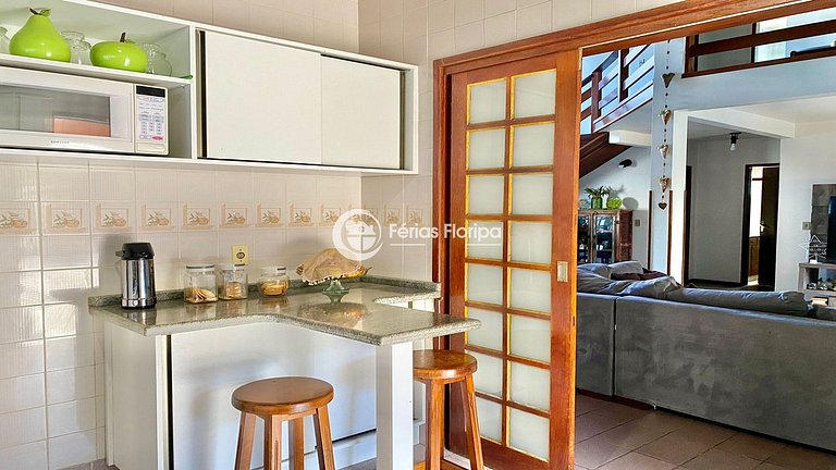 Casa Ampla com Piscina perto da Praia Morro das Pedras