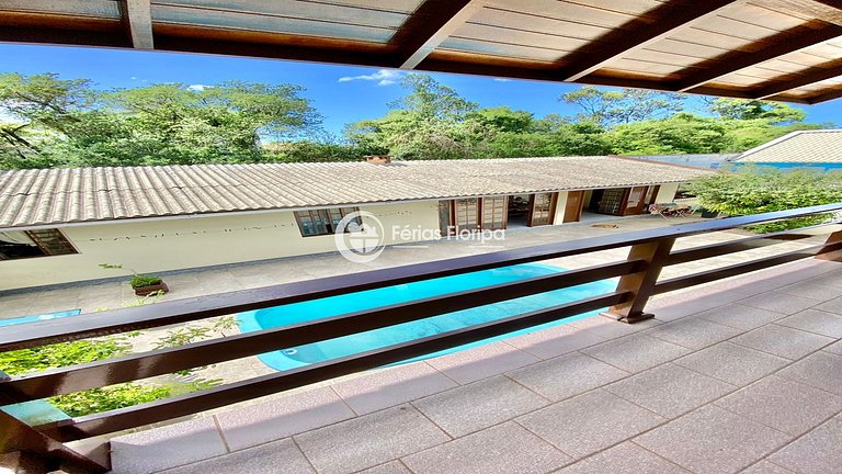 Casa Ampla com Piscina perto da Praia Morro das Pedras