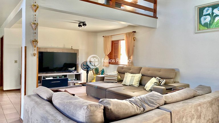 Casa Ampla com Piscina perto da Praia Morro das Pedras