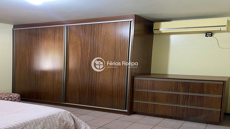 Casa Ampla com Piscina perto da Praia Morro das Pedras